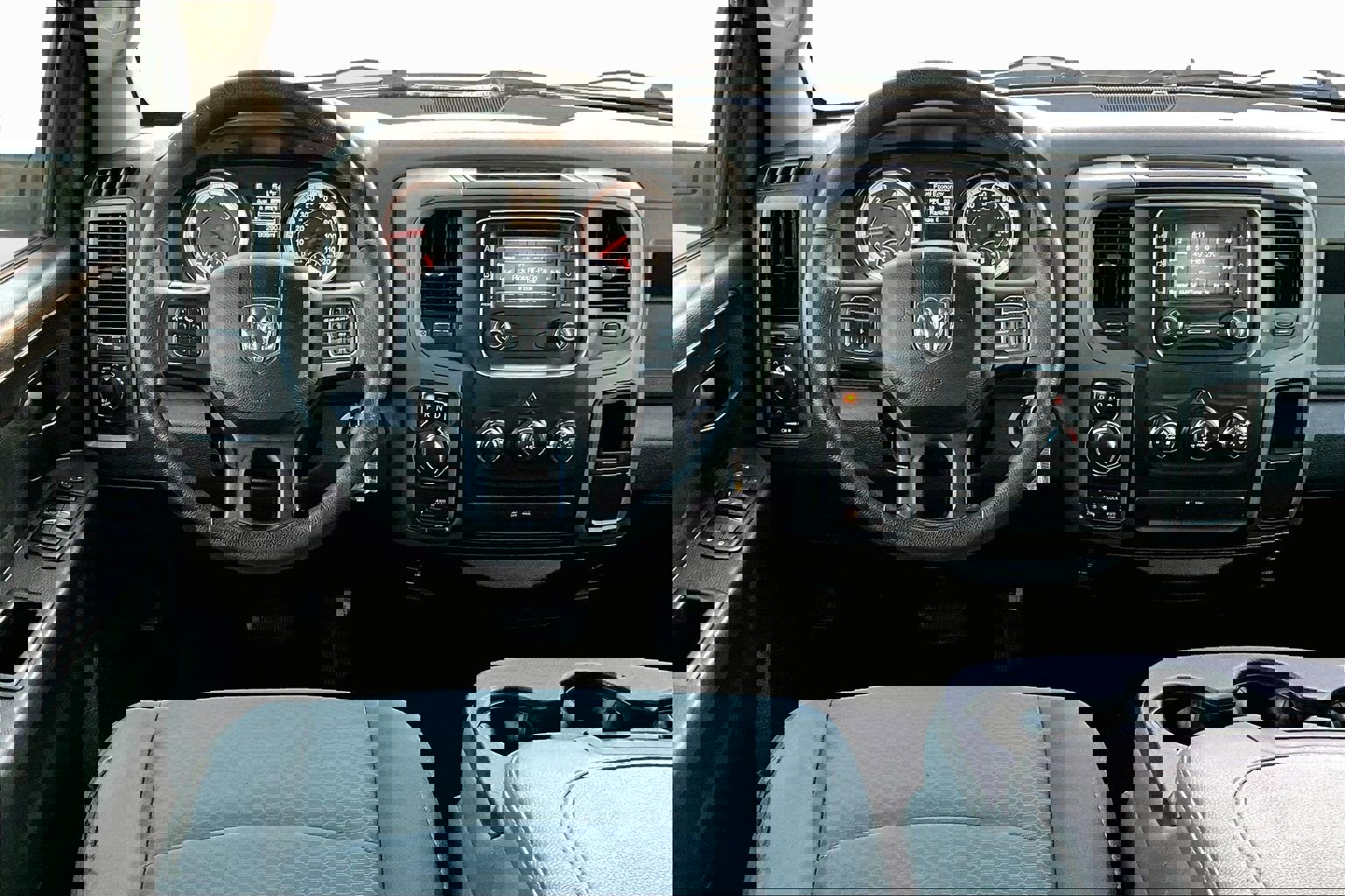 Used 2015 RAM 1500 Express image 5