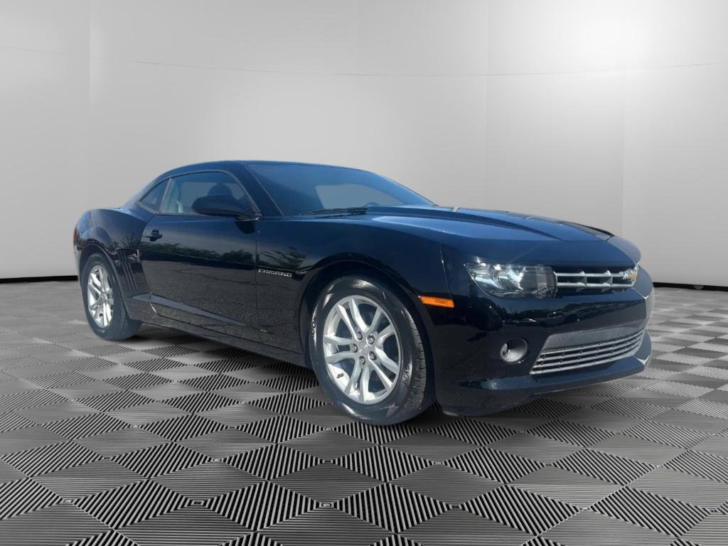 Used 2014 Chevrolet Camaro LS RWD image 2