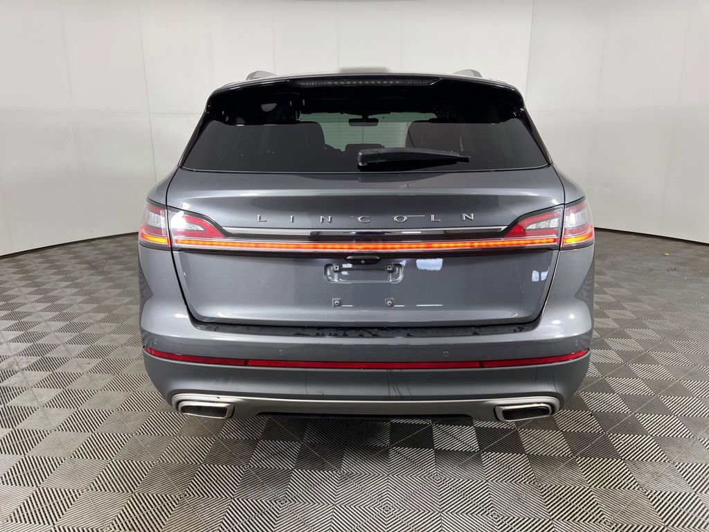 Used 2022 Lincoln Nautilus Reserve w/ Luxury Package image 6