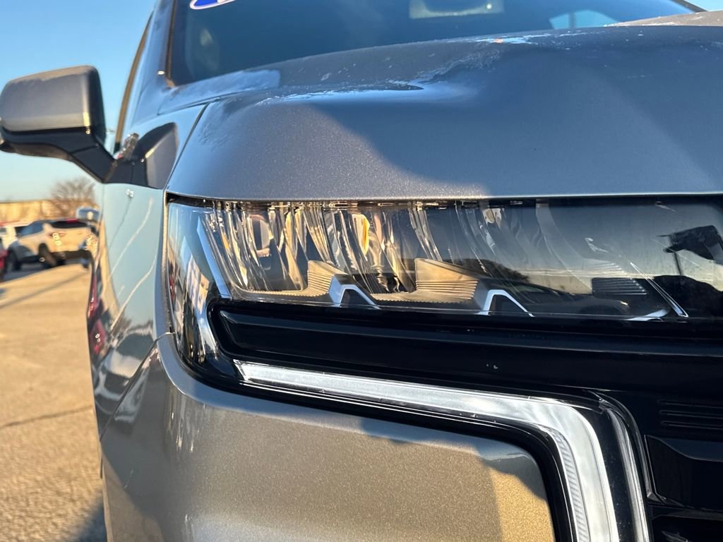 Used 2024 Chevrolet Tahoe Z71 w/ Z71 Off-Road Package image 6