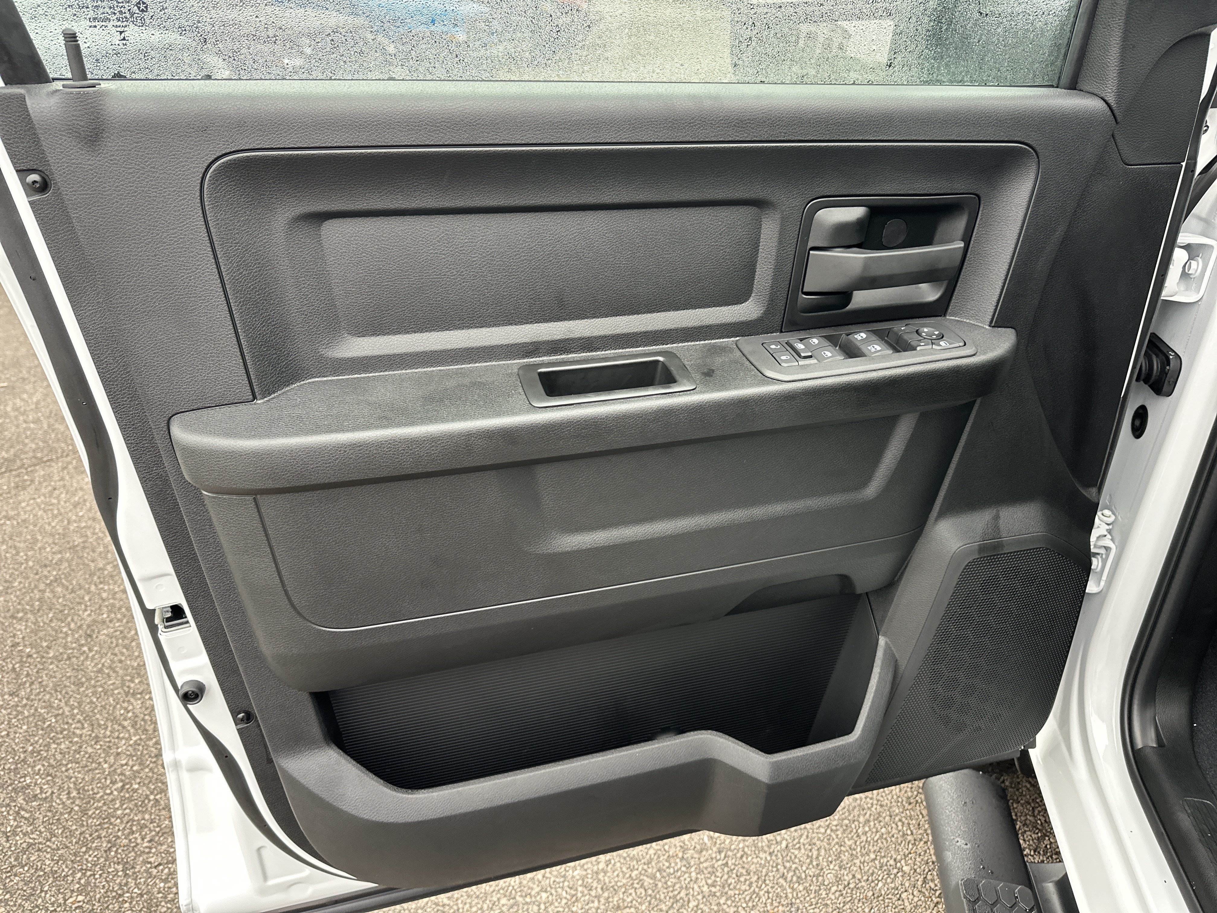 New 2026 RAM 2500 Tradesman AWD/4WD image 10