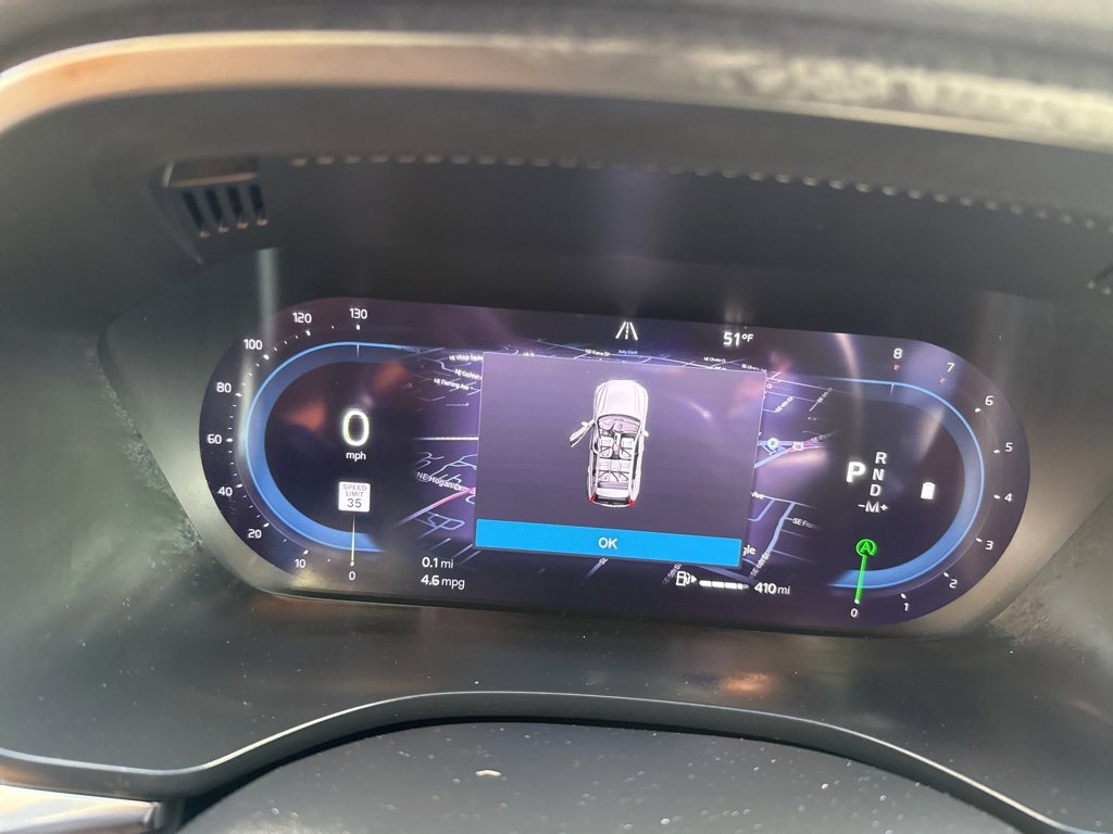 Used 2023 Volvo XC60 B5 Plus image 31