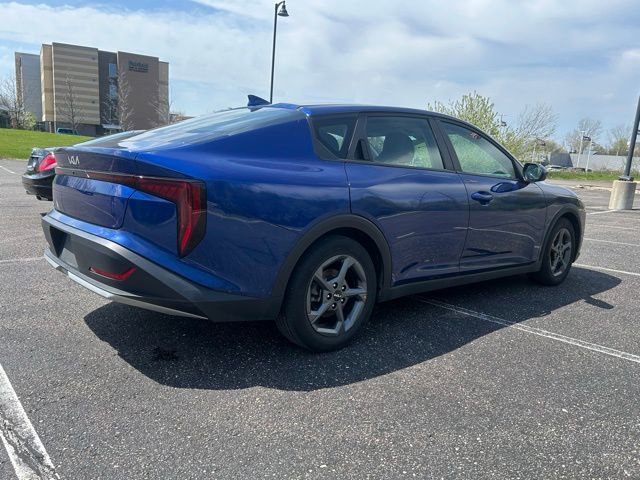 Used 2025 Kia K4 LXS FWD image 5