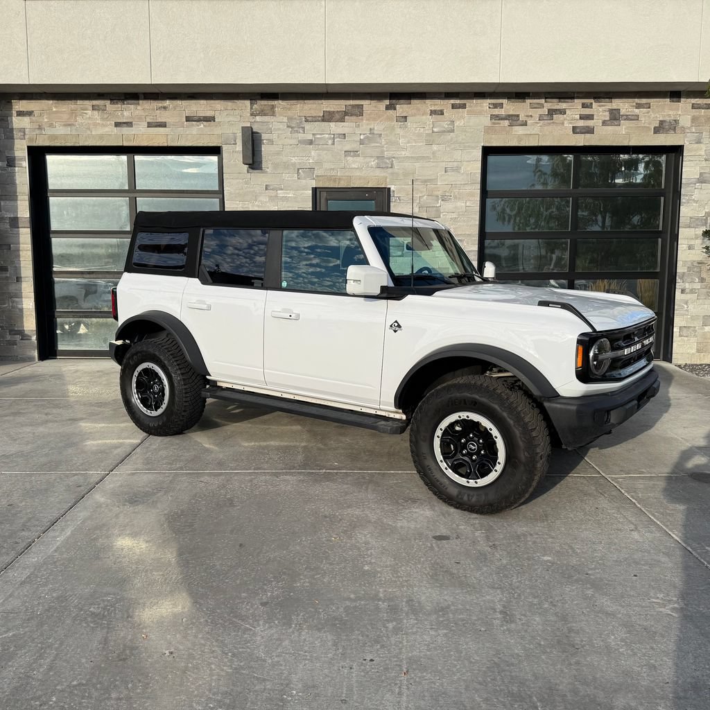 Used 2023 Ford Bronco Outer Banks w/ Sasquatch Package