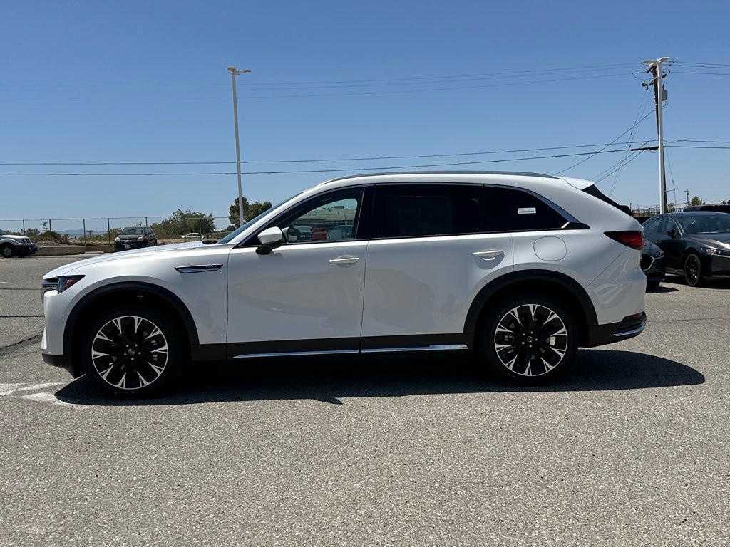 New 2025 MAZDA CX-90 Plug-In Hybrid w/ Premium Plus AWD/4WD image 3
