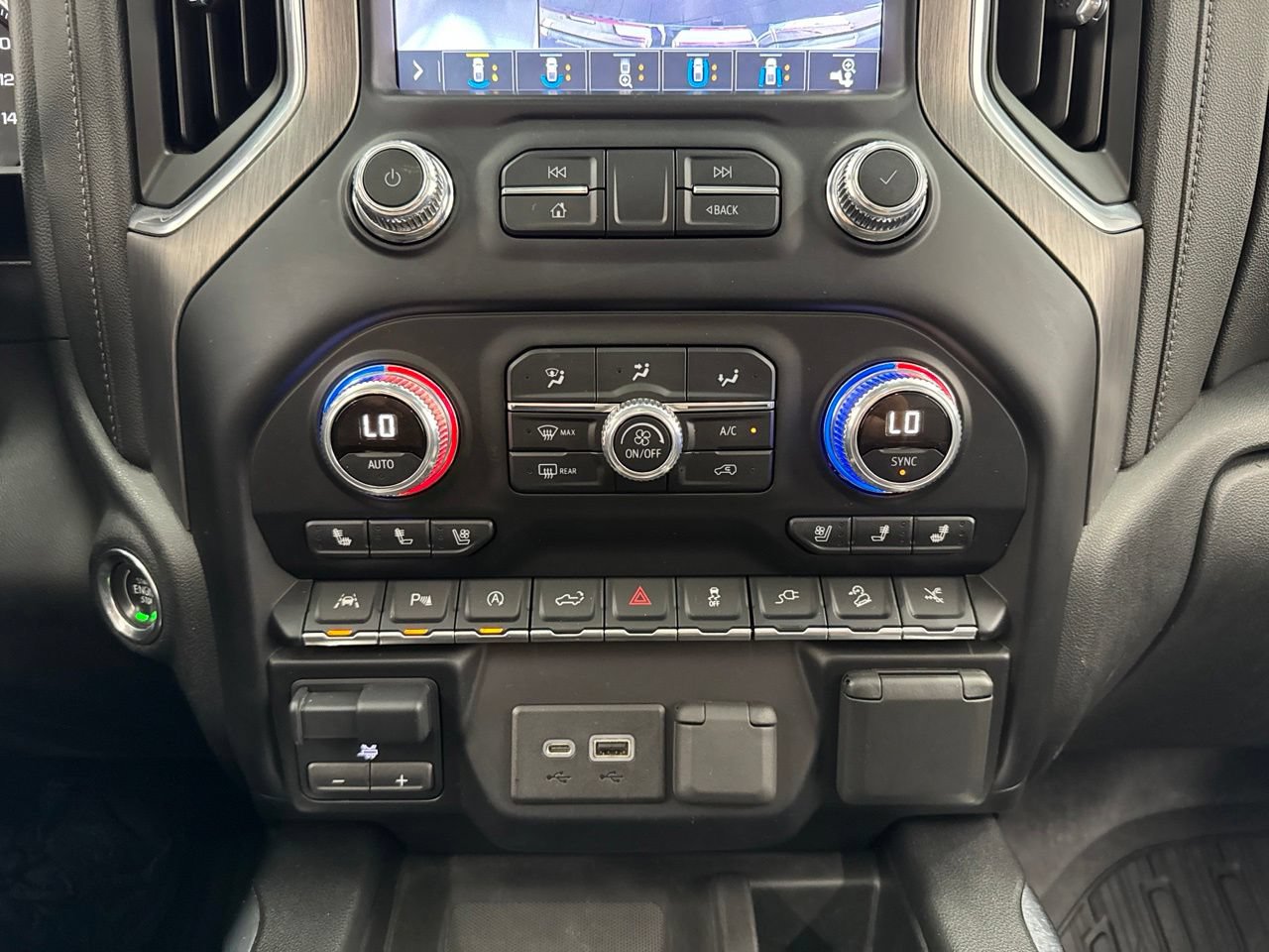 Used 2019 GMC Sierra 1500 Denali w/ Denali Ultimate Package AWD/4WD image 30