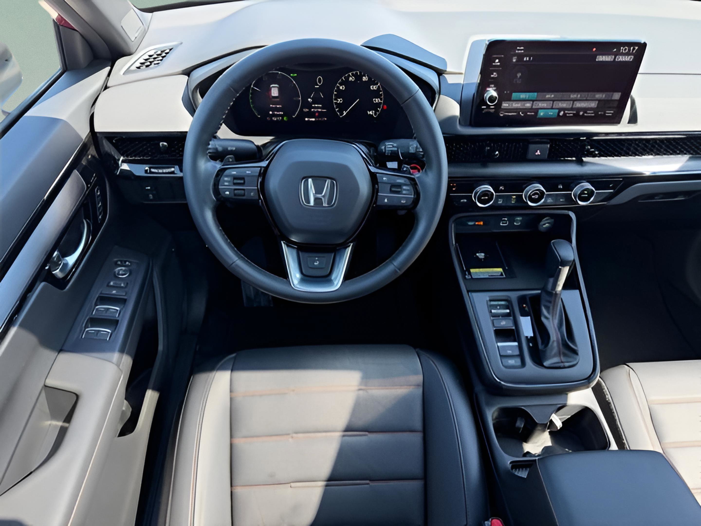Used 2024 Honda CR-V Sport Touring image 11