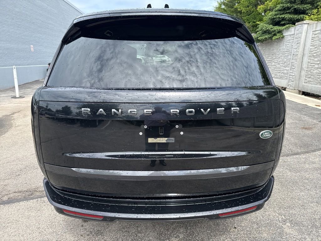 Used 2023 Land Rover Range Rover First Edition AWD/4WD image 4