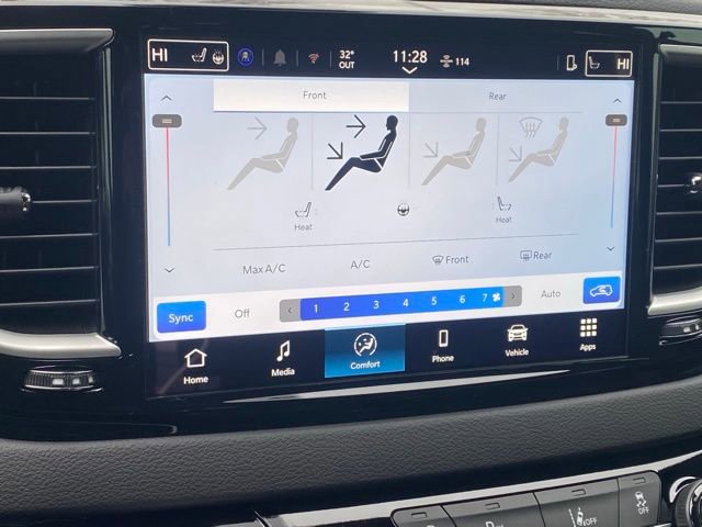 New 2026 Chrysler Voyager LX image 21