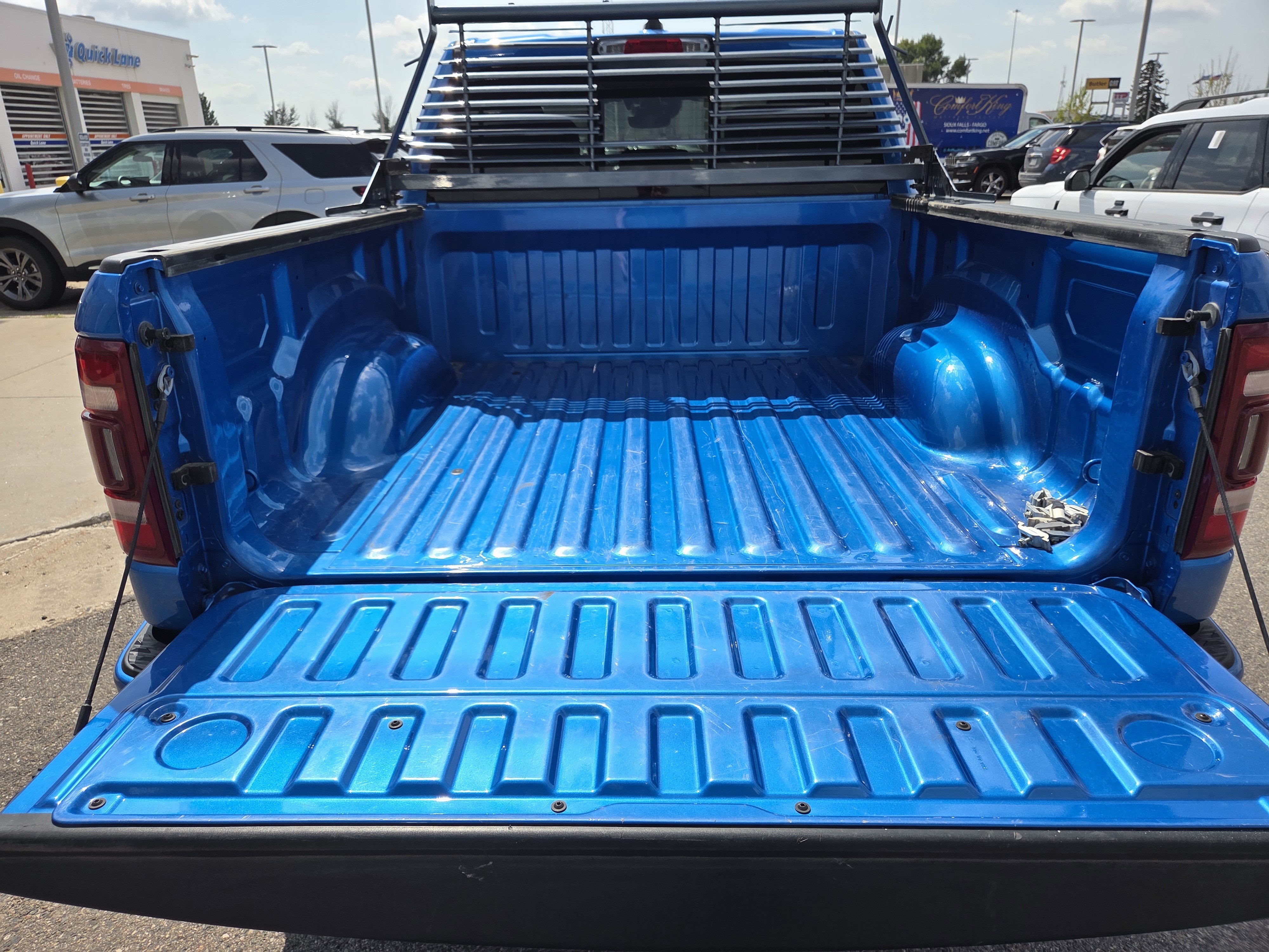 Used 2021 RAM 1500 Laramie w/ Sport Appearance Package AWD/4WD image 12