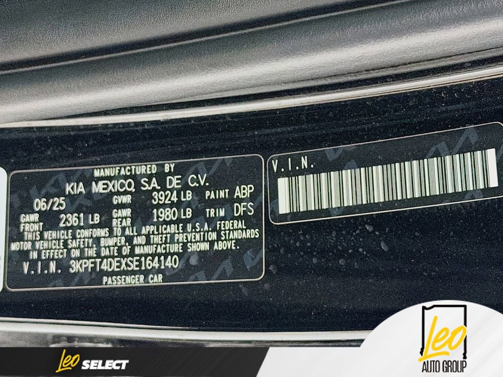 Used 2025 Kia K4 LXS image 29