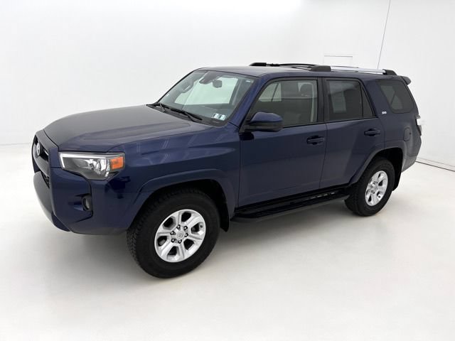 Used 2021 Toyota 4Runner SR5 AWD/4WD image 5