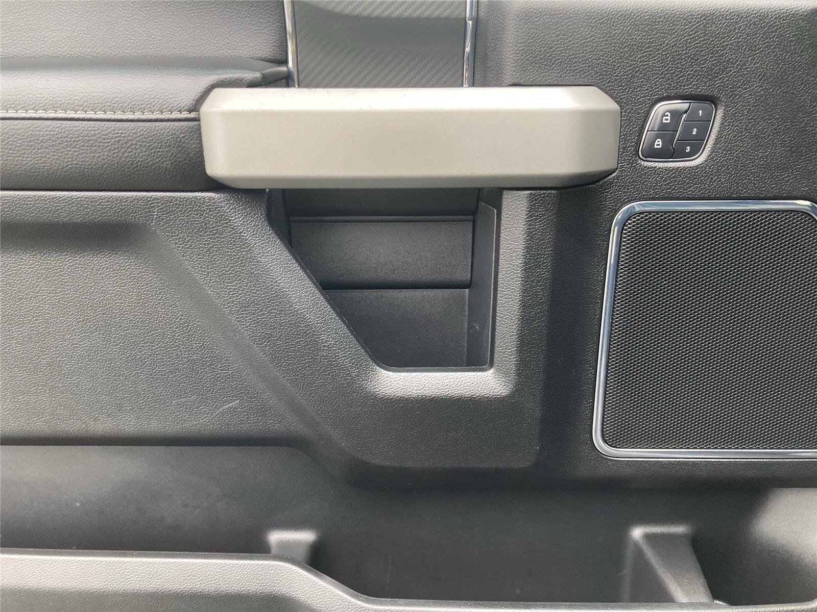 Used 2018 Ford F150 Lariat w/ Equipment Group 502A Luxury image 27