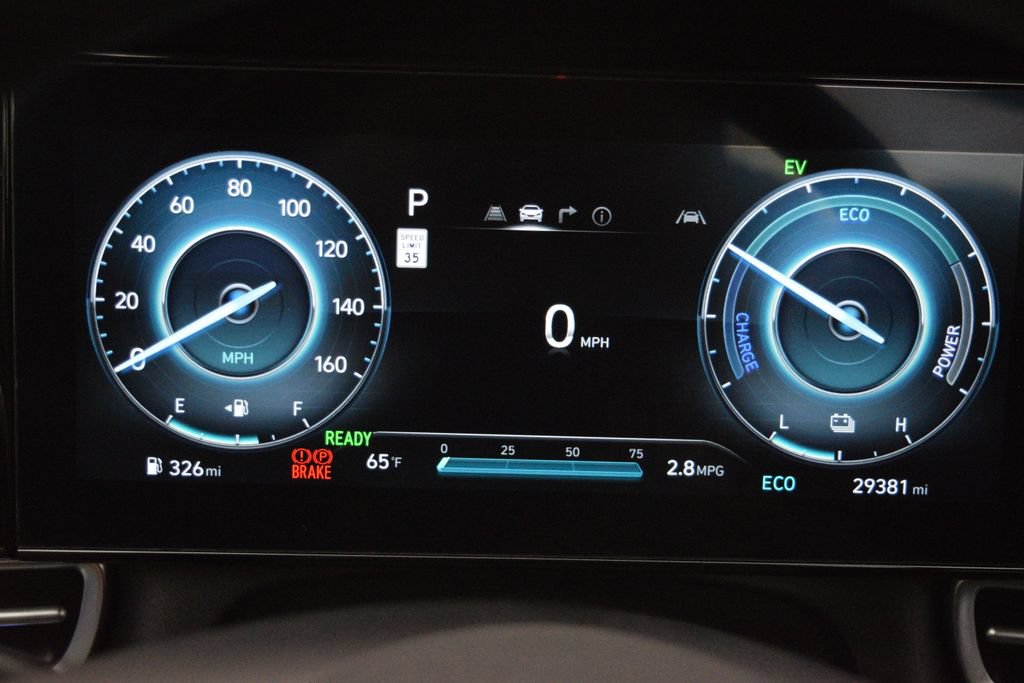 Used 2024 Hyundai Elantra Blue FWD image 18