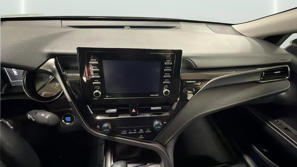 Used 2024 Toyota Camry SE w/ Convenience Package FWD image 18