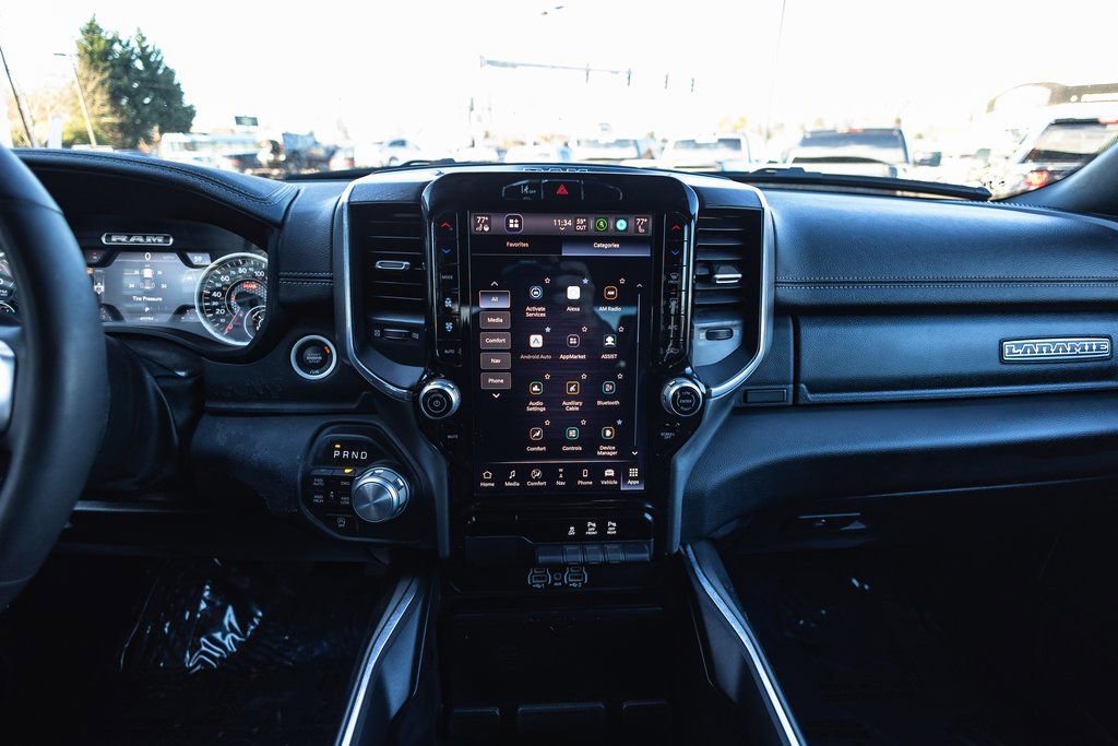 Used 2025 RAM 1500 Laramie image 31