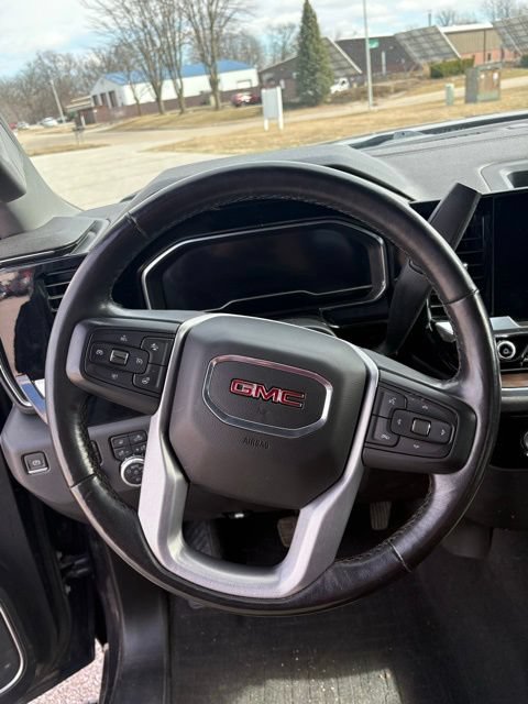Used 2022 GMC Sierra 1500 SLT AWD/4WD image 21