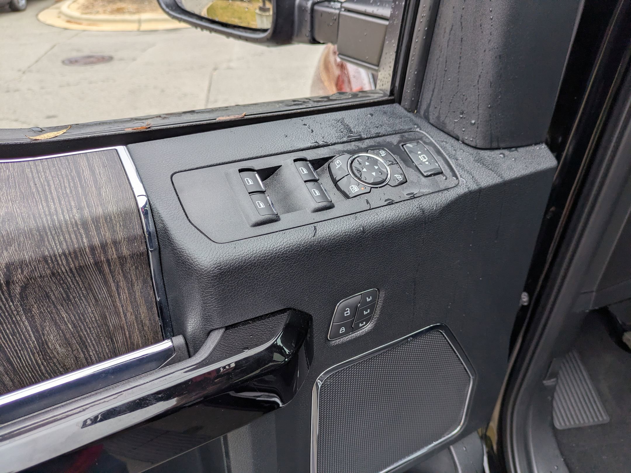 Used 2021 Ford F250 Lariat image 17