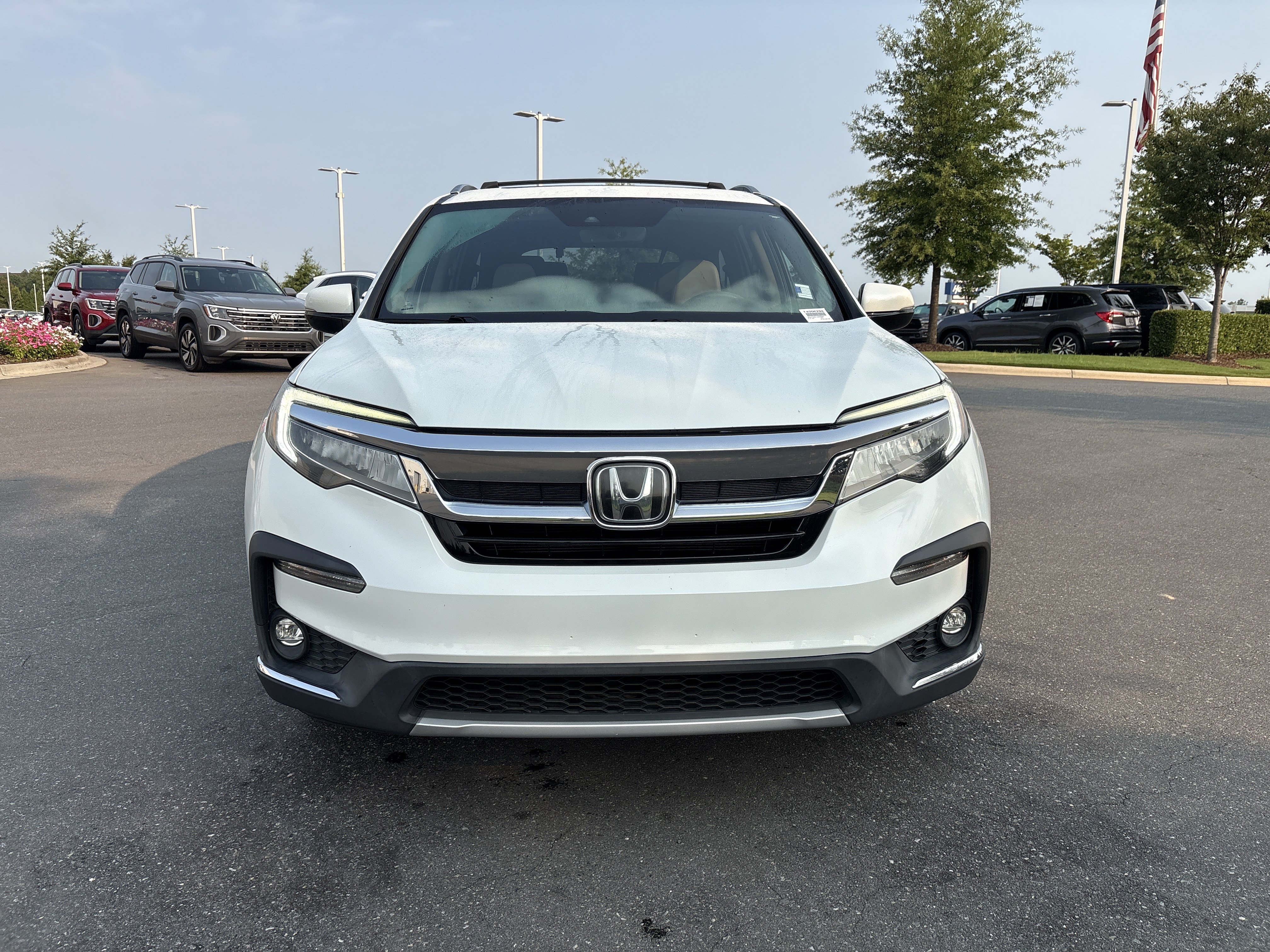 Used 2020 Honda Pilot Touring image 3