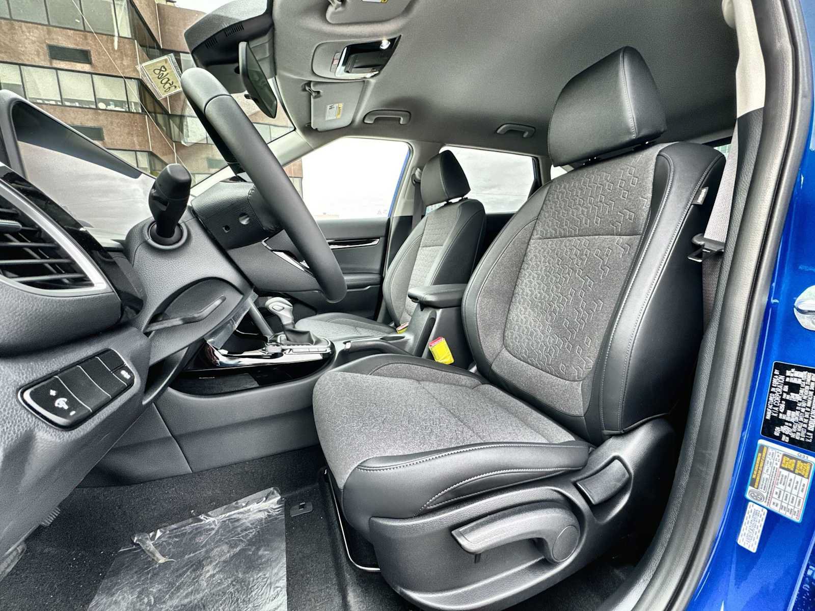 Certified 2025 Kia Seltos X-Line AWD/4WD image 13
