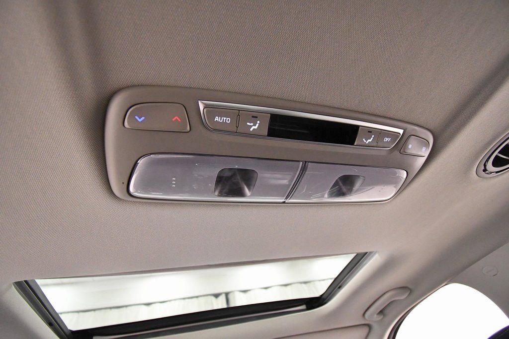 Certified 2022 Kia Telluride EX w/ EX Premium Package image 18