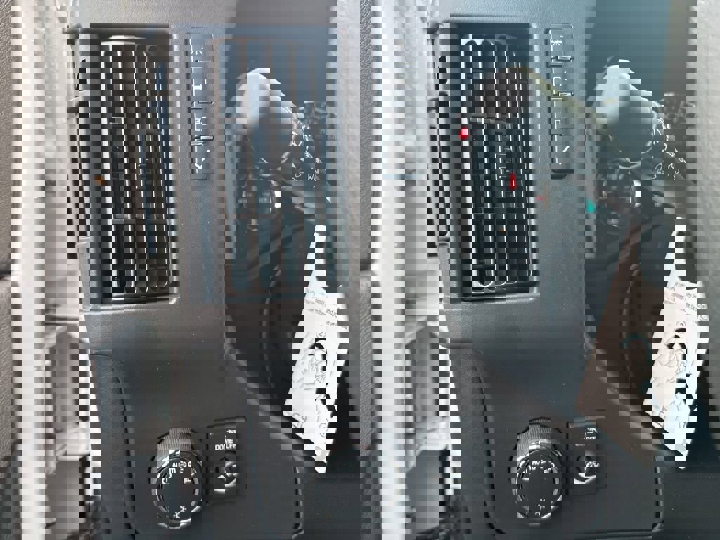 New 2025 GMC Savana 2500 Work Van w/ Enhanced Convenience Package image 39