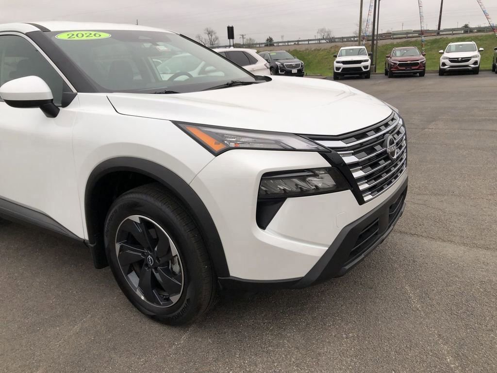 Used 2026 Nissan Rogue SV AWD/4WD image 7