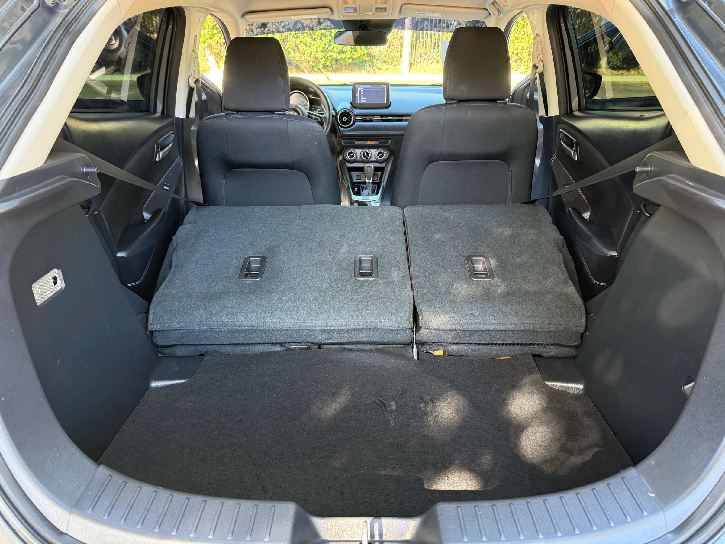 Used 2020 Toyota Yaris LE FWD image 27