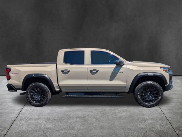Used 2024 Chevrolet Colorado Trail Boss w/ Advanced Trailering Package AWD/4WD image 3