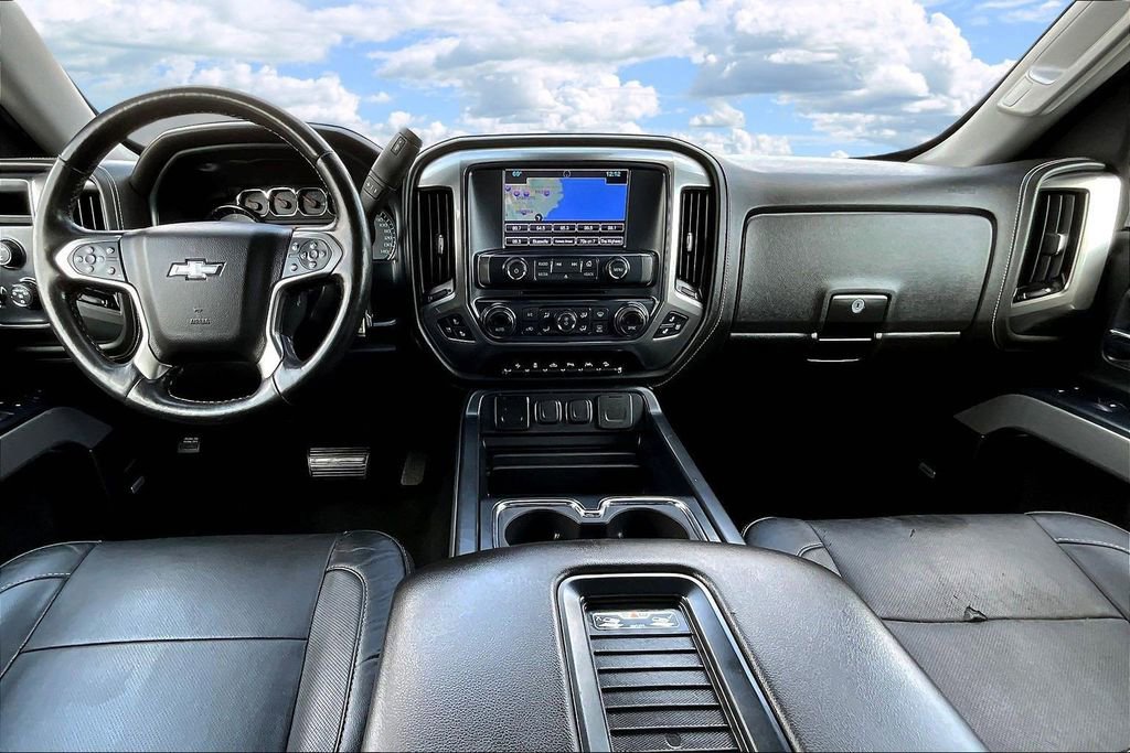 Used 2018 Chevrolet Silverado 1500 LTZ Z71 w/ Centennial Edition image 10