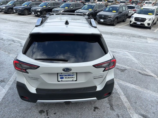 Used 2023 Subaru Outback Touring XT image 7