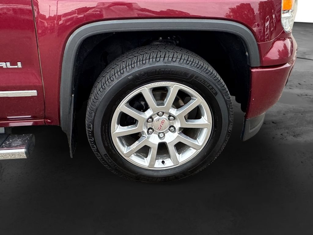 Used 2015 GMC Sierra 1500 Denali w/ Driver Alert Package AWD/4WD image 13