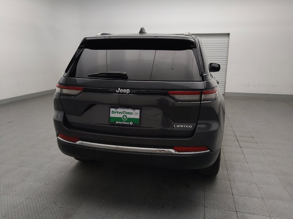 Used 2023 Jeep Grand Cherokee Limited RWD image 7