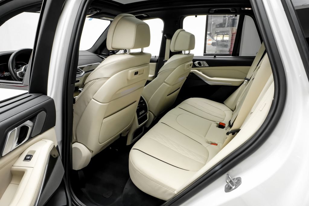 Used 2023 BMW X5 M50i w/ Executive Package AWD/4WD image 35