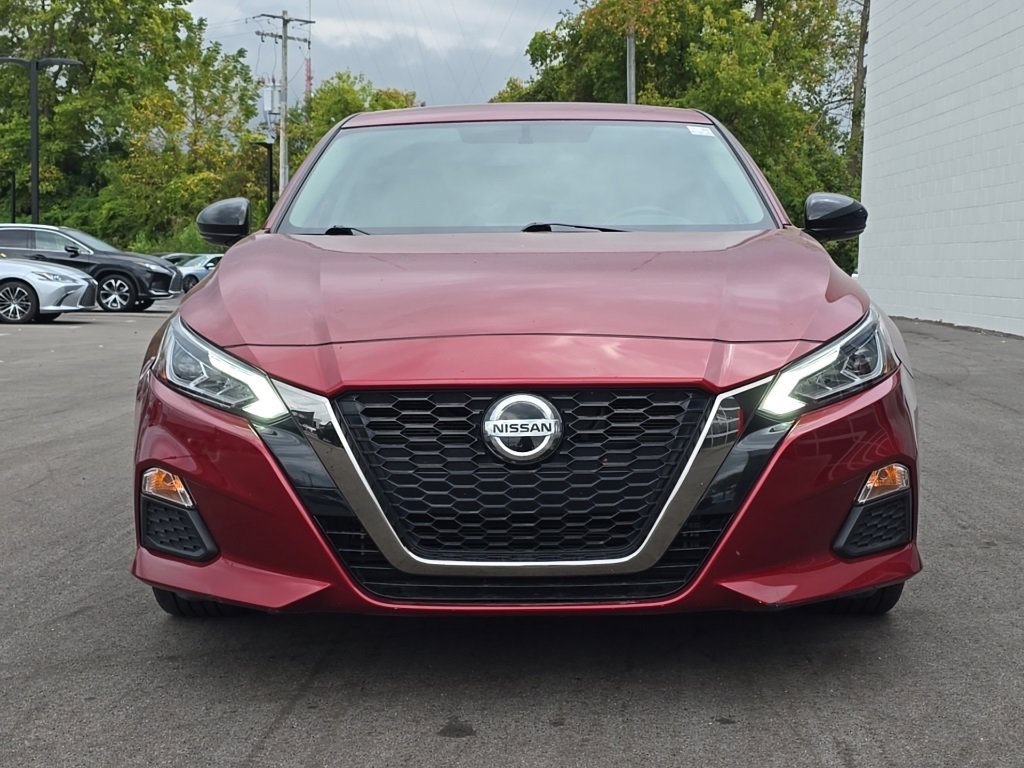 Used 2019 Nissan Altima 2.5 SR w/ SR Premium Package image 2