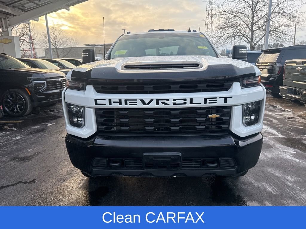 Used 2021 Chevrolet Silverado 2500 Custom w/ Custom Value Package image 2