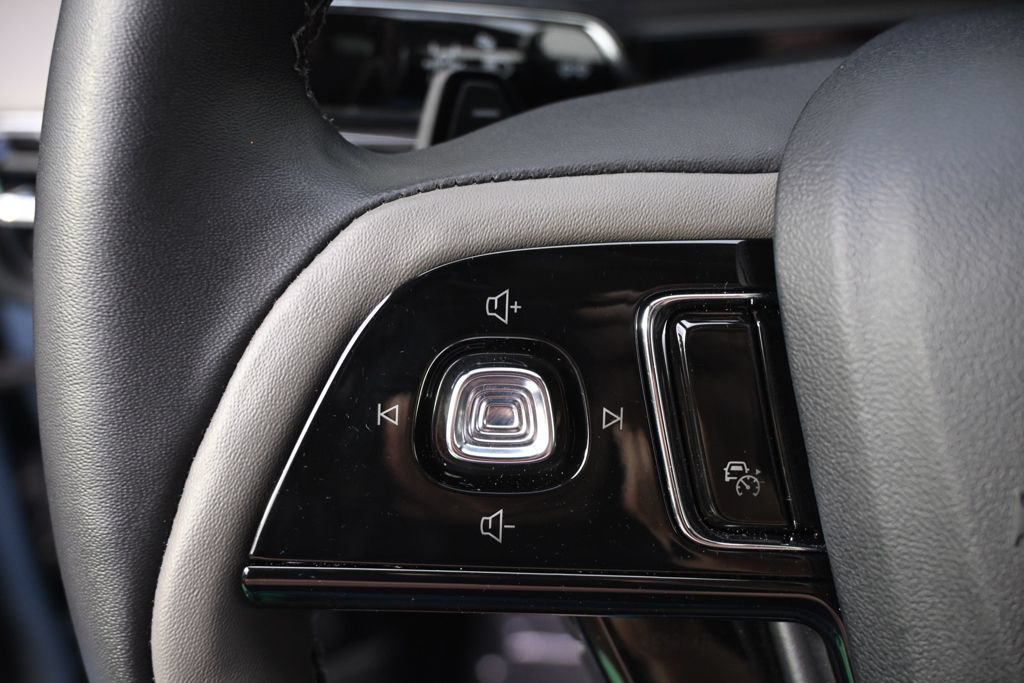 Used 2026 Lincoln Corsair Premiere AWD/4WD image 33