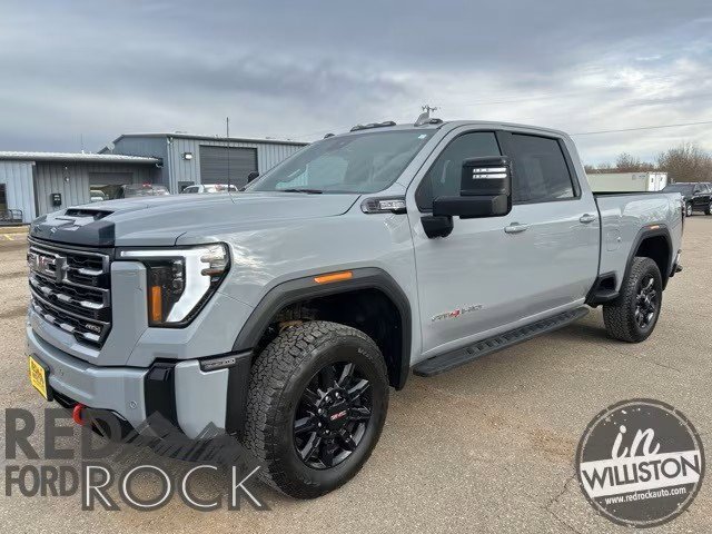 Used 2025 GMC Sierra 2500 AT4 w/ AT4 Premium Plus Package image 3