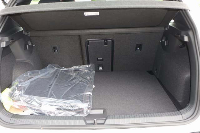 New 2025 Volkswagen GTI SE image 16