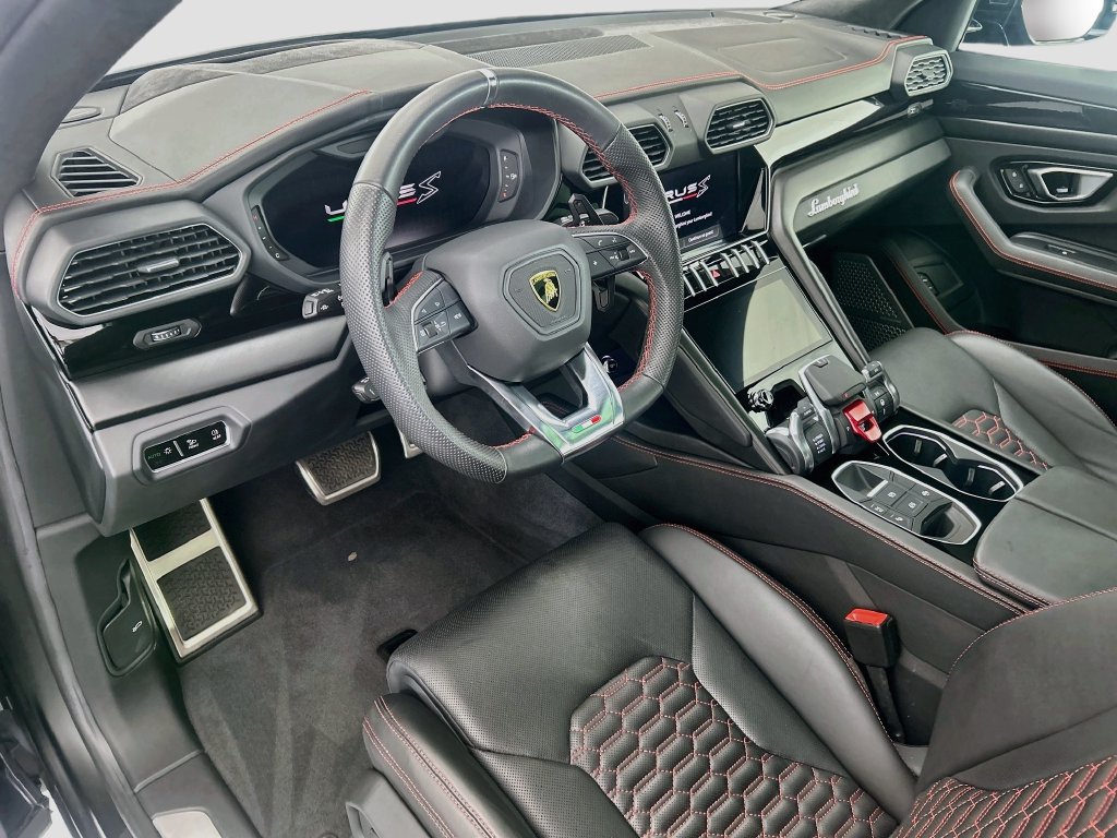 Used 2023 Lamborghini Urus S AWD/4WD image 9