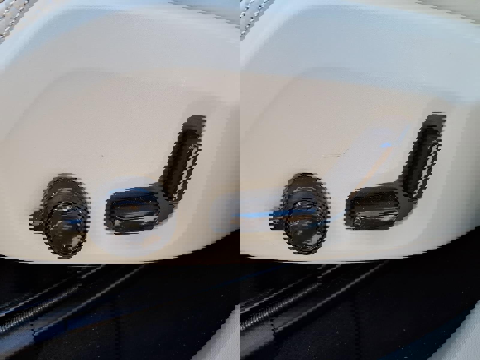 Used 2024 Volvo XC60 B5 Ultimate w/ Protection Package Premier image 17