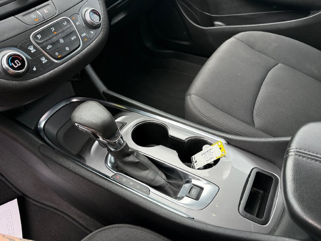 Used 2024 Chevrolet Malibu LT FWD image 33