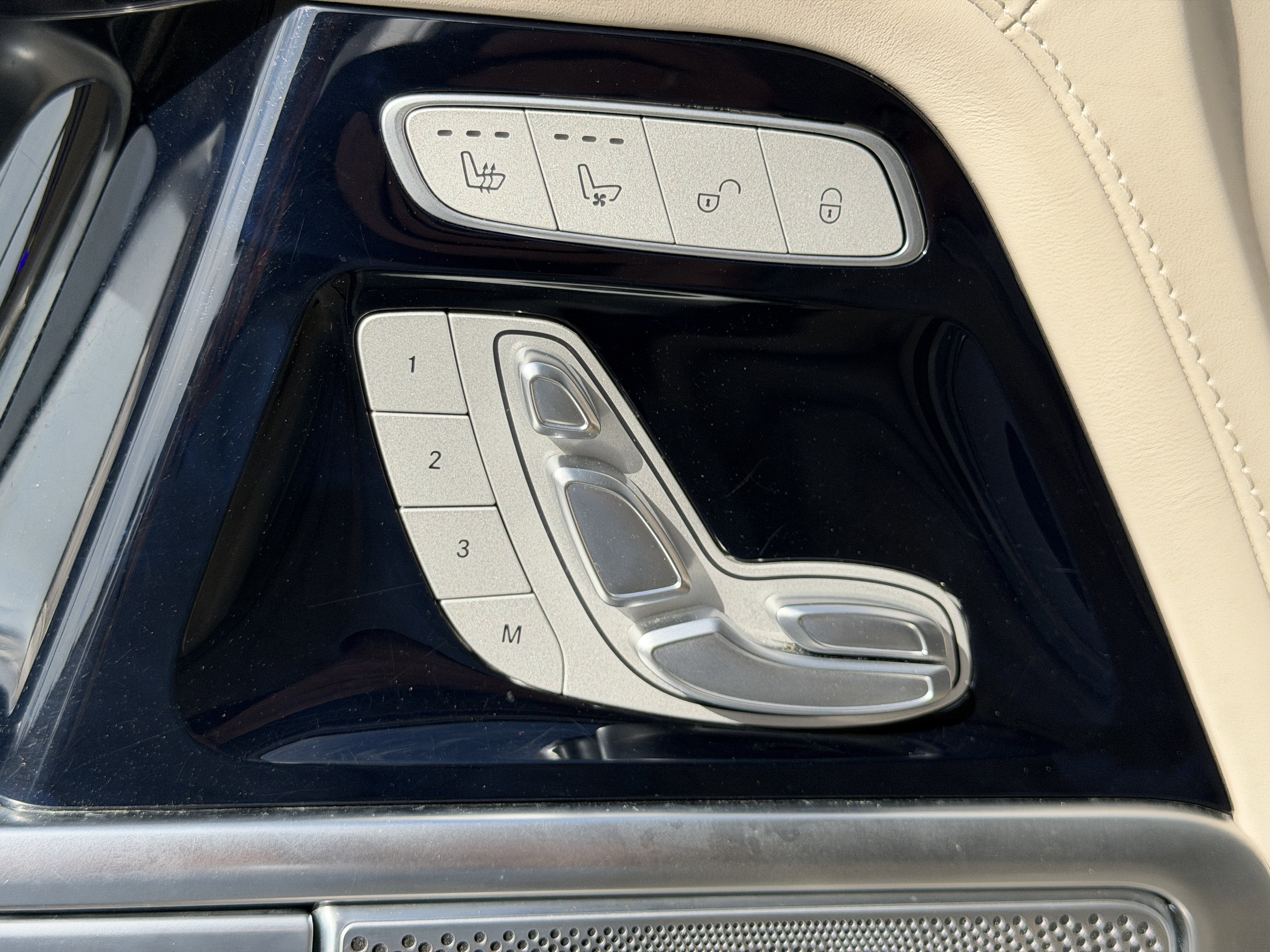 Used 2019 Mercedes-Benz G 63 AMG 4MATIC image 24