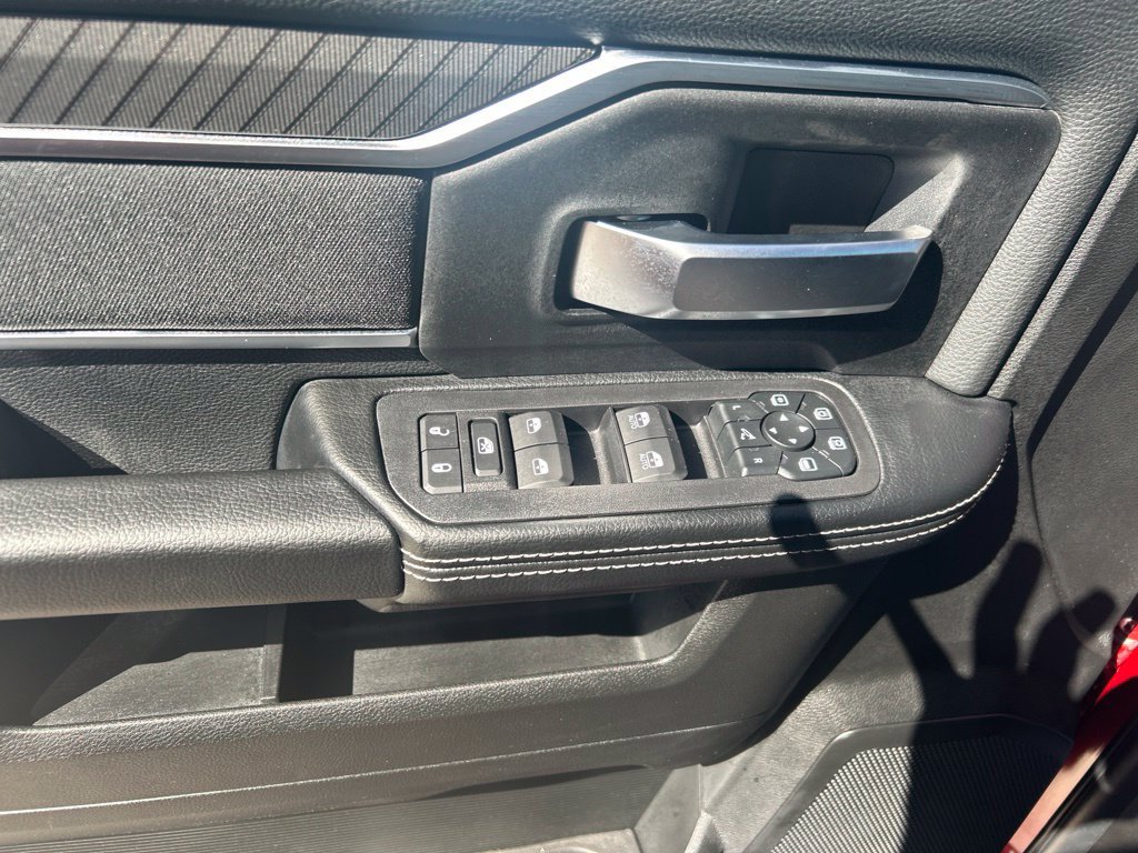 New 2027 RAM 3500 Big Horn AWD/4WD image 21