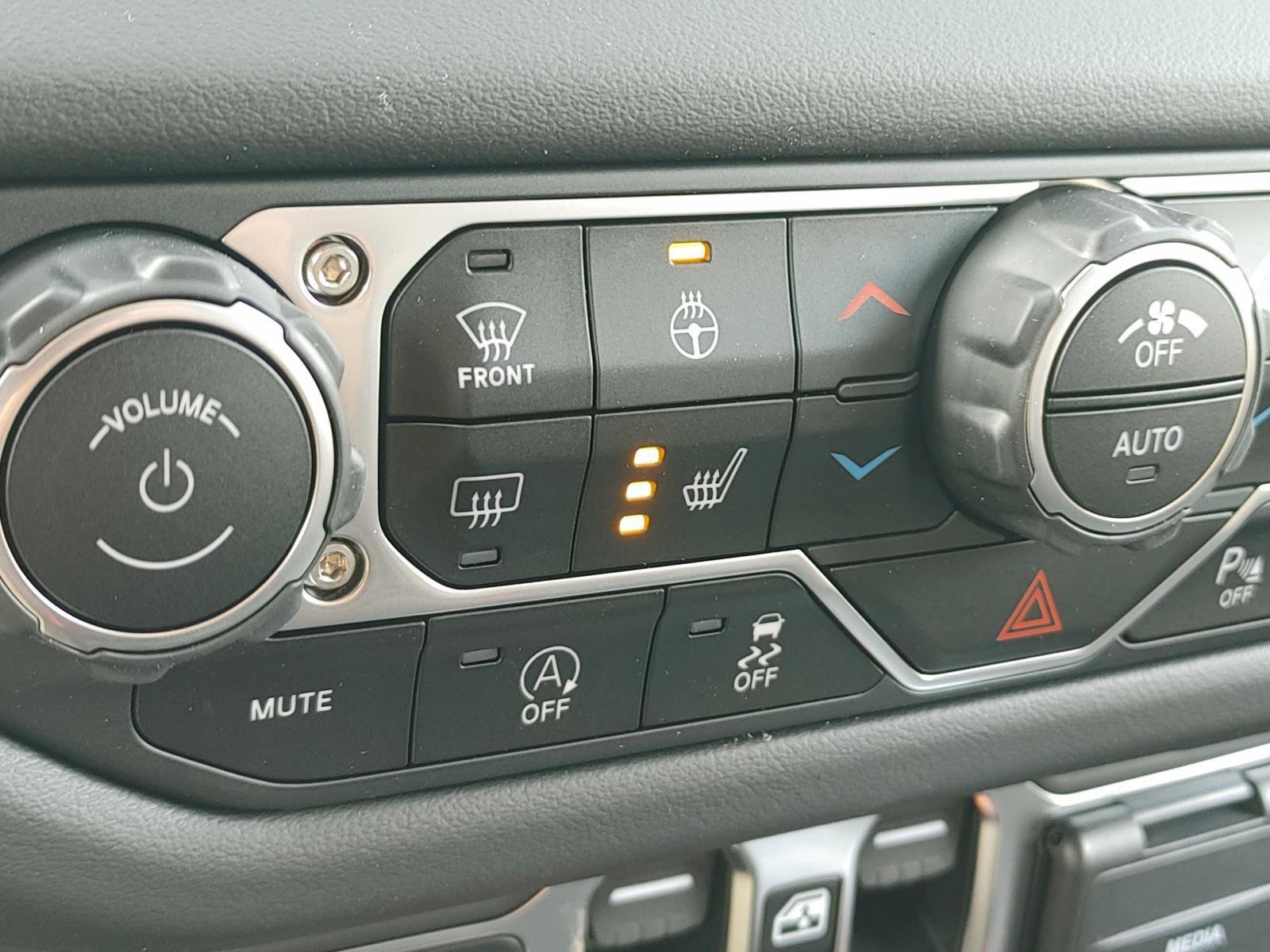 New 2025 Jeep Wrangler Sahara image 12