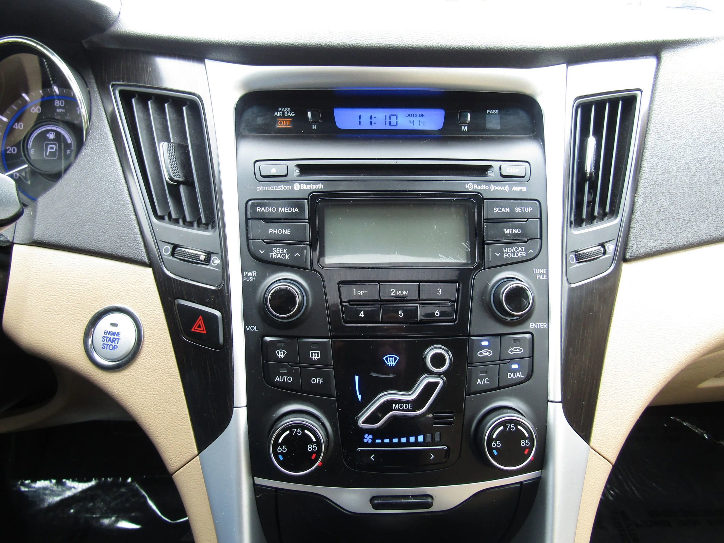 Used 2013 Hyundai Sonata Limited image 24