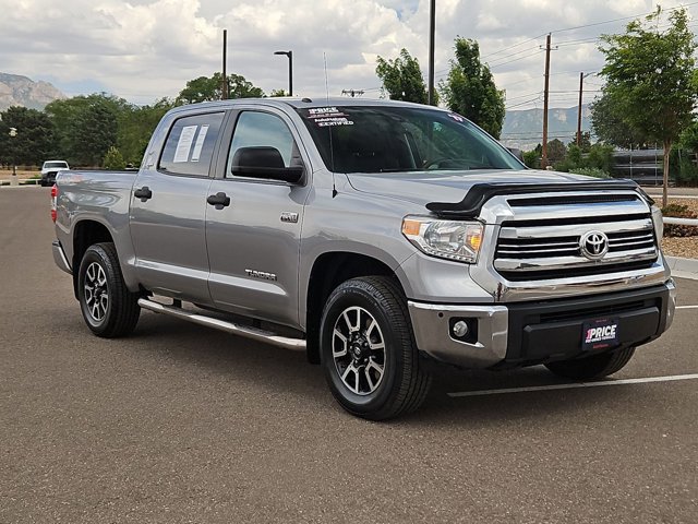 Used 2017 Toyota Tundra SR5 w/ TRD Off Road Package AWD/4WD video 3