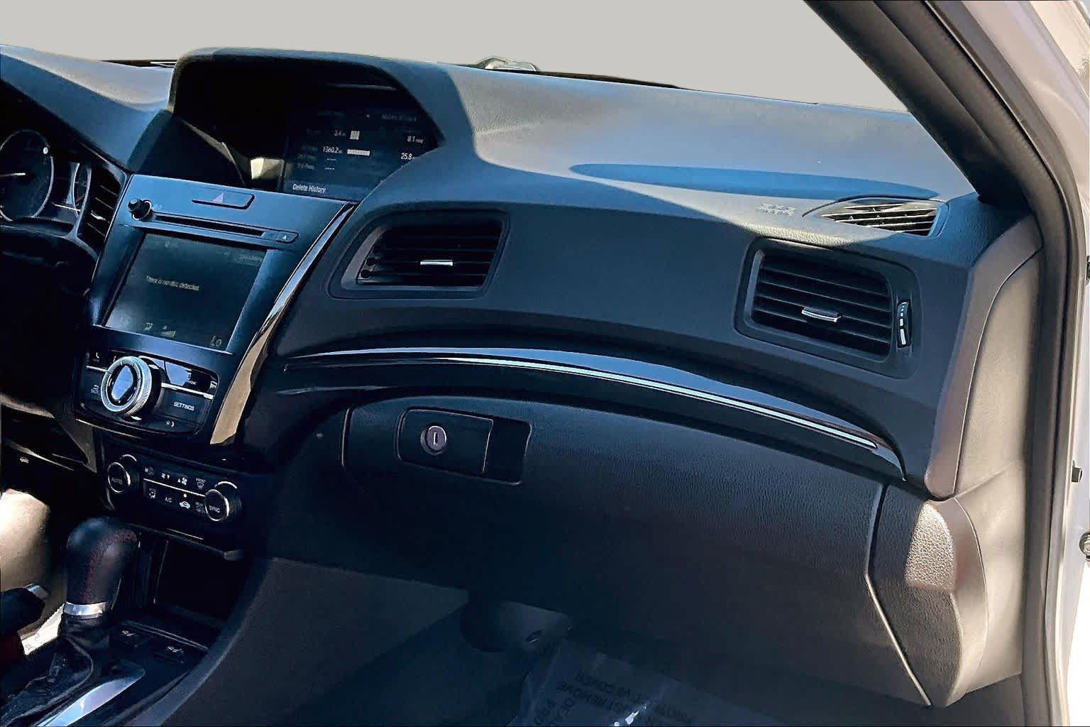 Used 2021 Acura ILX w/ Premium & A-SPEC Package FWD image 18
