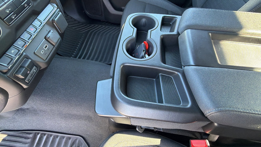 Used 2025 Chevrolet Silverado 1500 Custom image 13