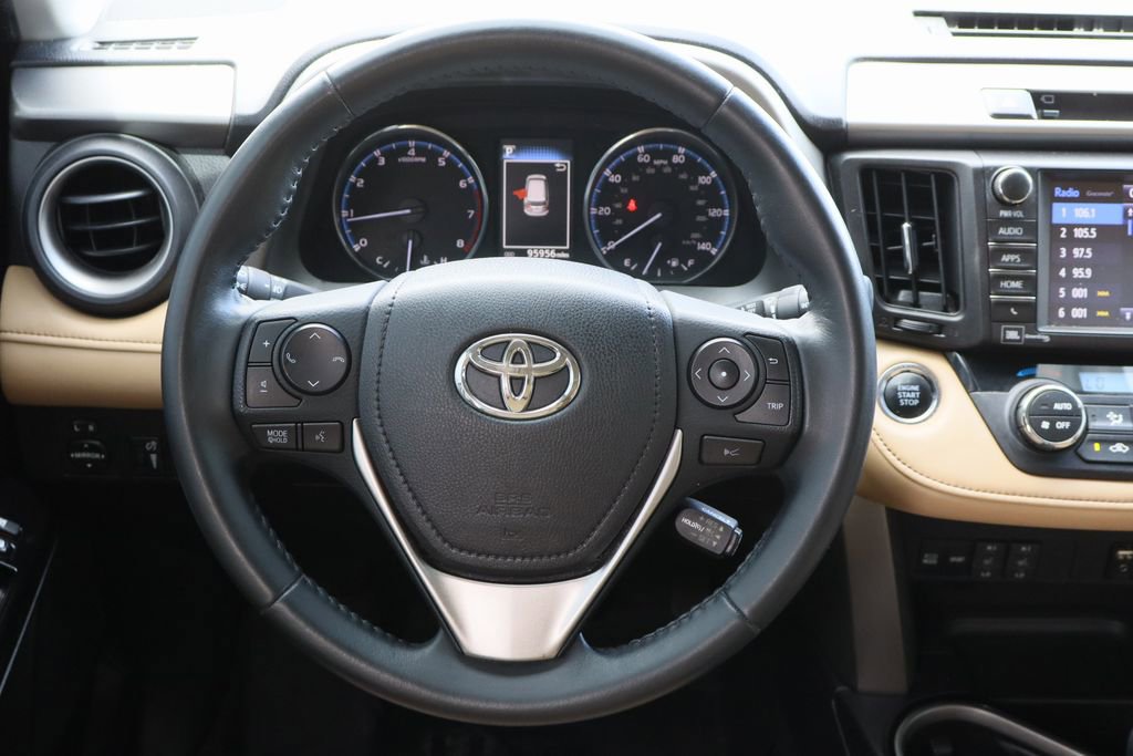 Used 2018 Toyota RAV4 Limited w/ Advanced Technology Package image 12